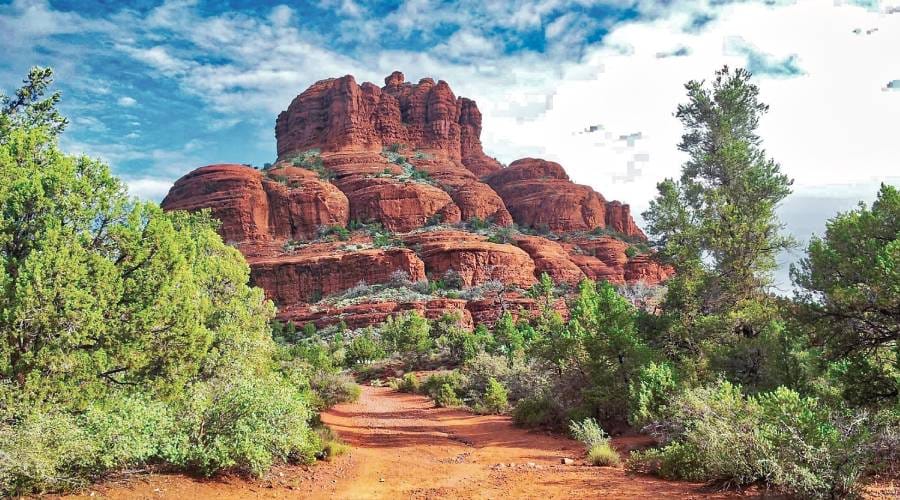 Sedona, Arizona - Red Rock Views and Hiking Sedona, Arizona - Red Rock Views and Hiking