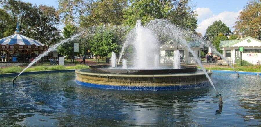 Discovering the Charm of Franklin Square in Philadelphia